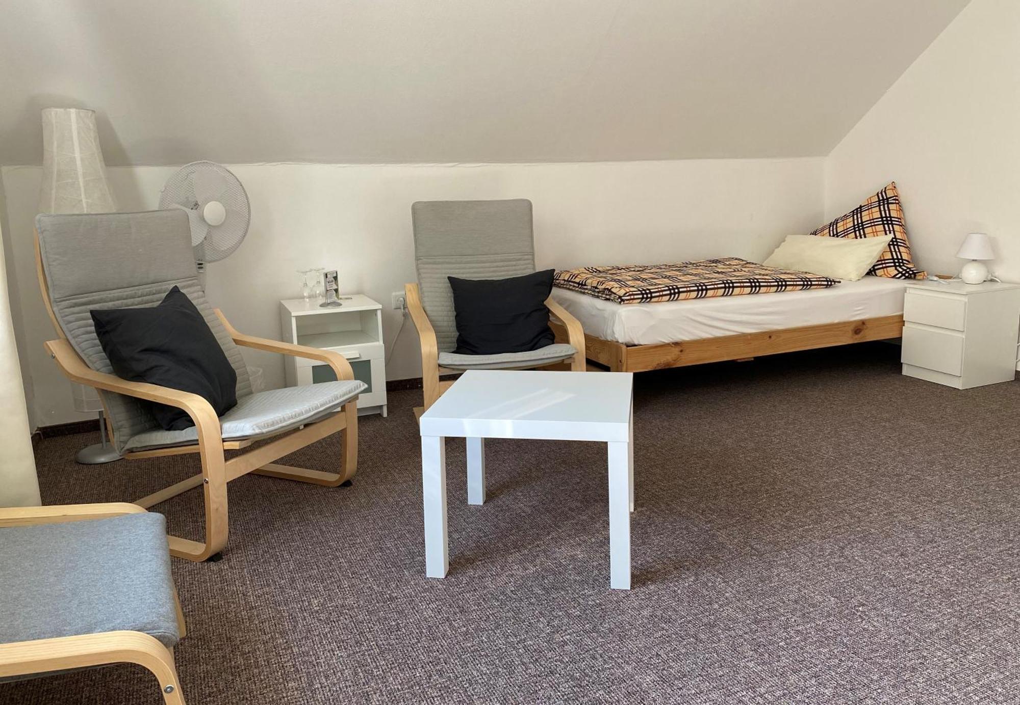 Gaestehaus Falkenhof Westensee Quarto foto